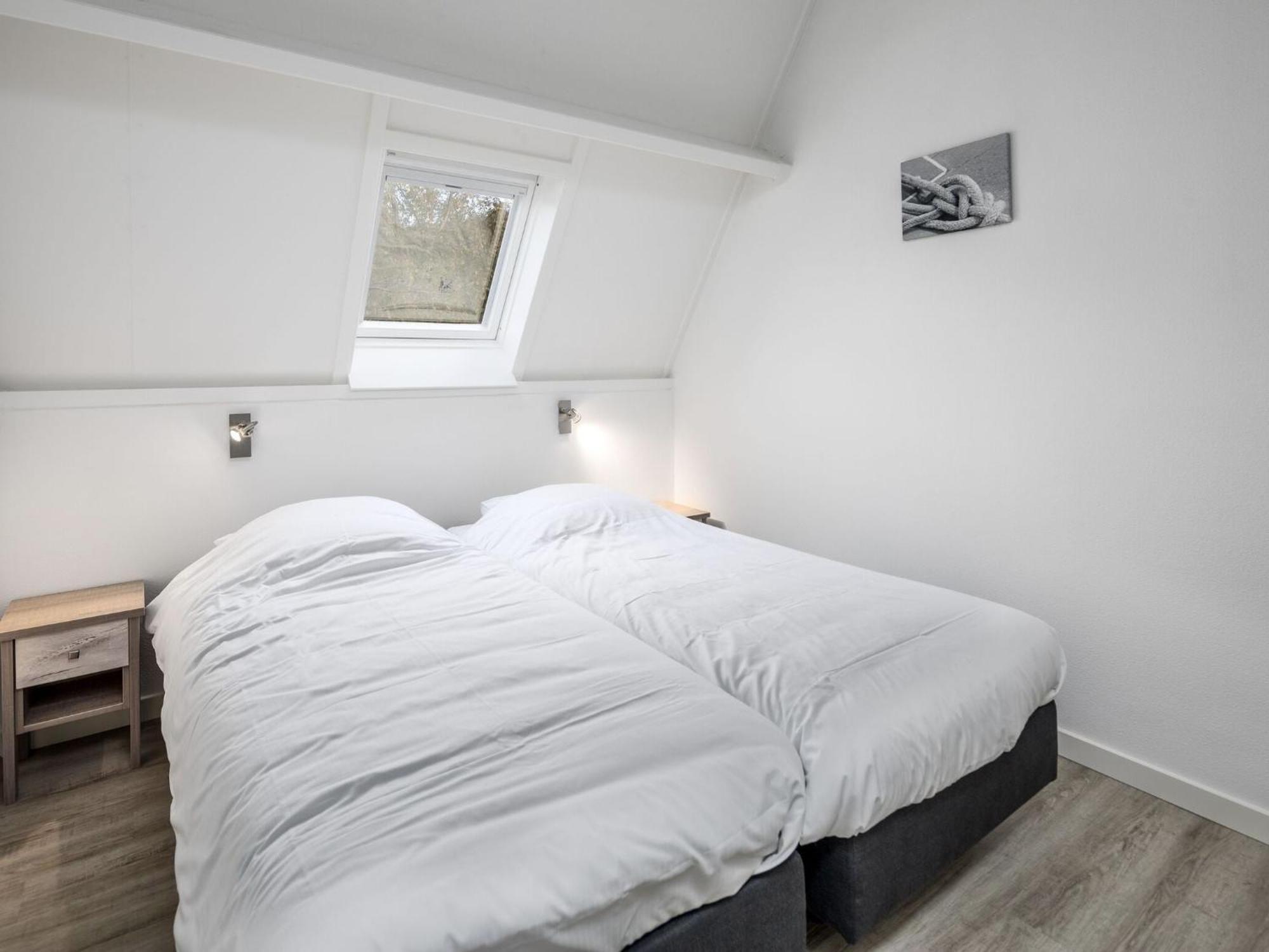 Restyled House With Dishwasher, At 500 M Vakantiehuis Oostkapelle